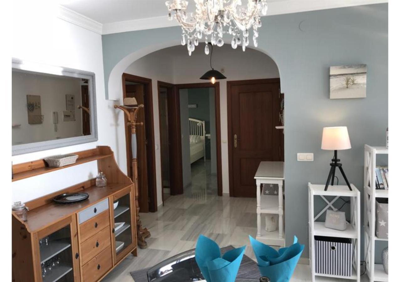 Sunny Apartment On Burriana Beach Nerja Exteriör bild