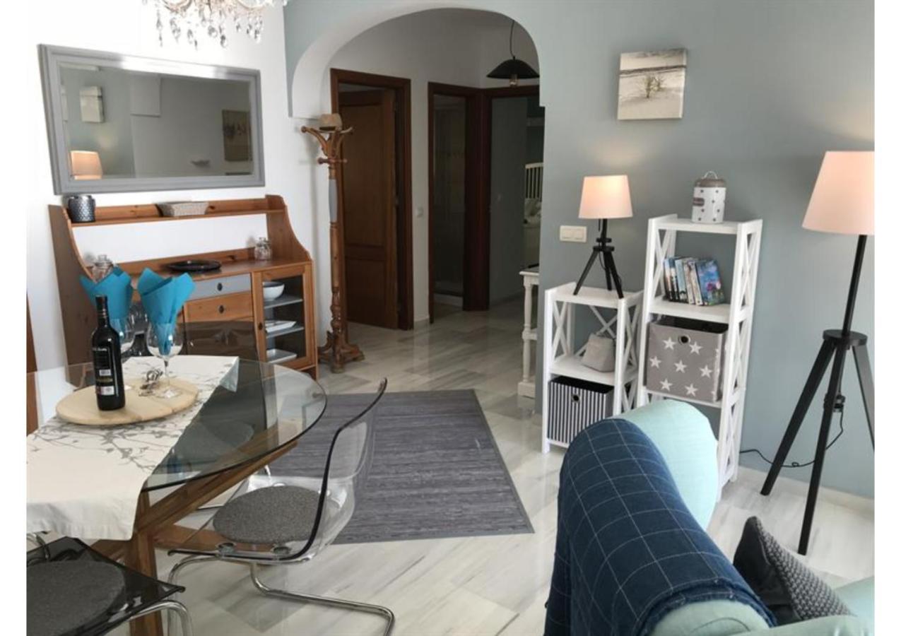 Sunny Apartment On Burriana Beach Nerja Exteriör bild